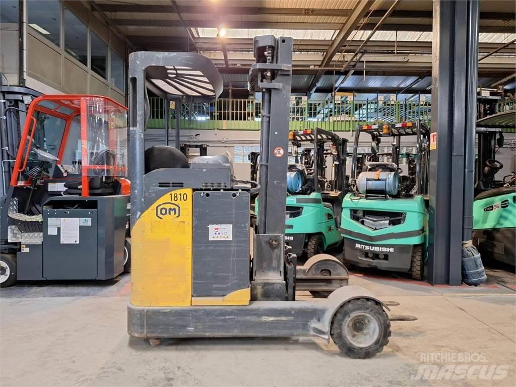 OM XRS20AC Reachtruck