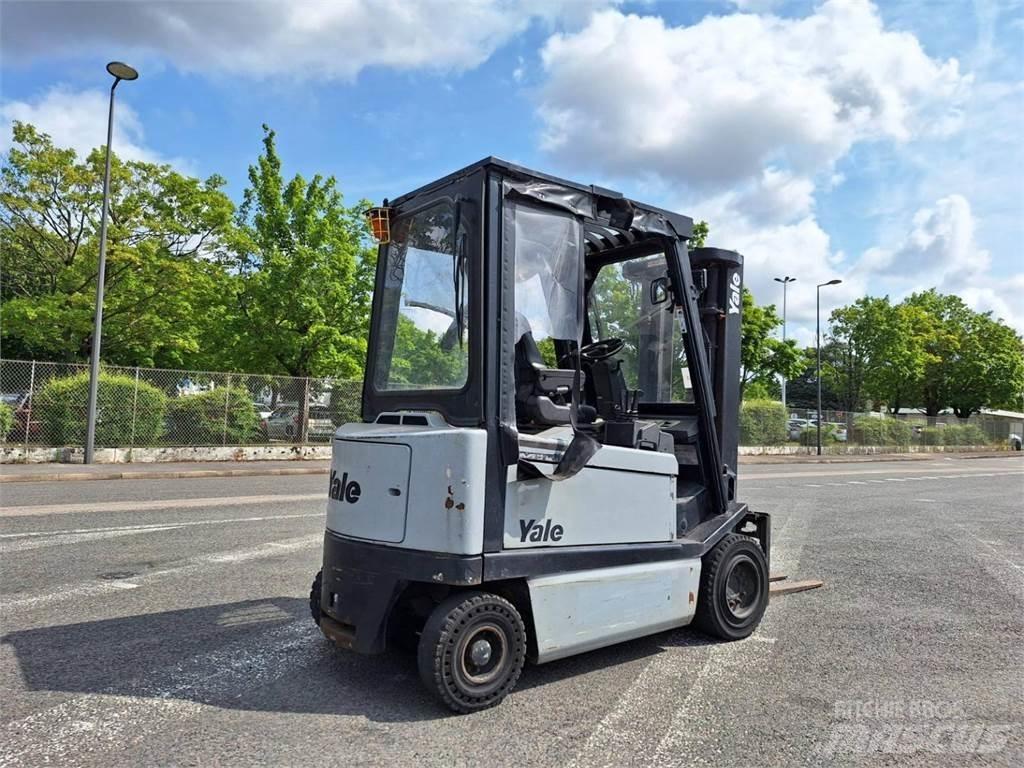 Yale ERP30 Gaffeltrucks - andre