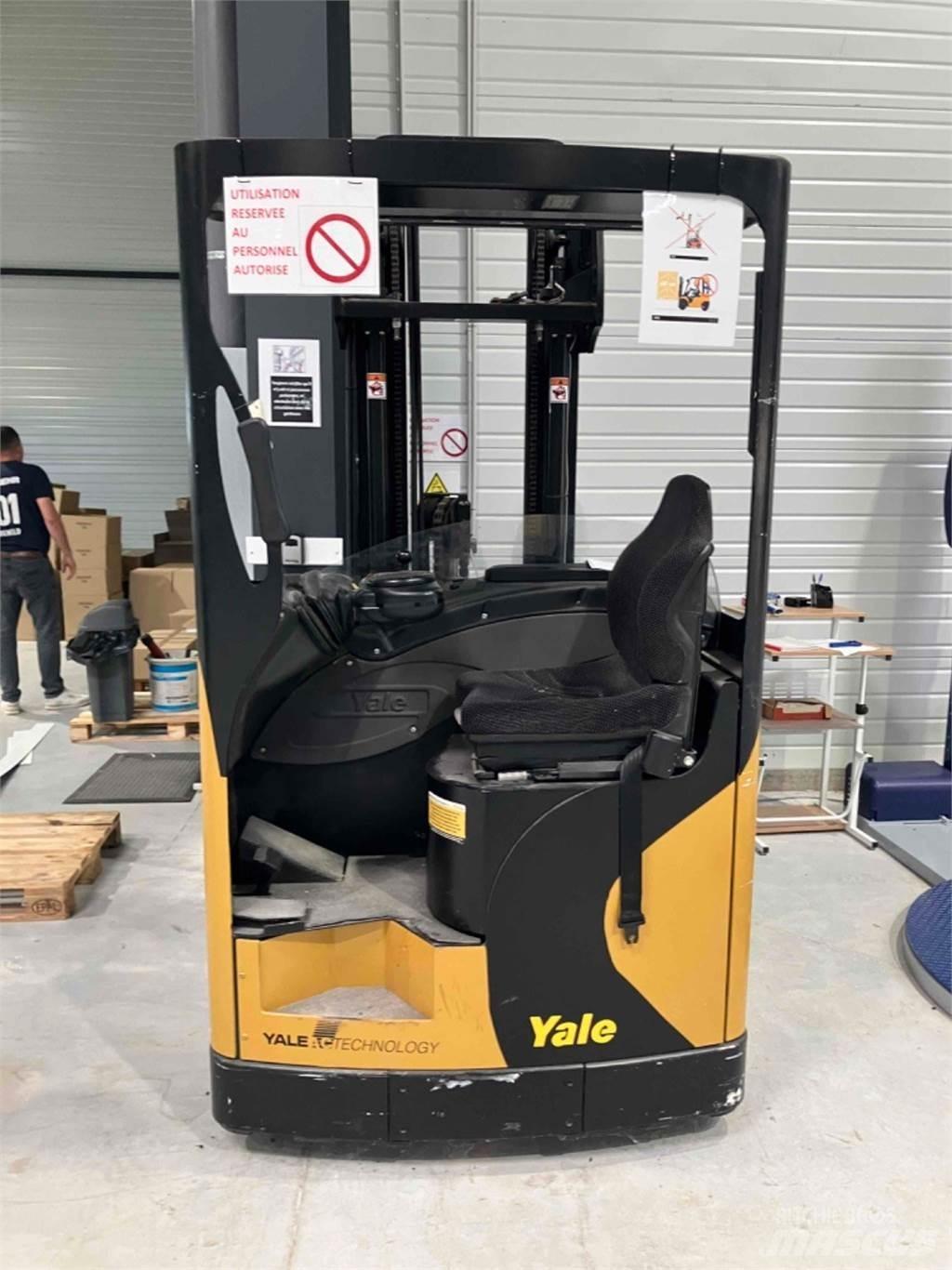 Yale MR14 Reachtruck
