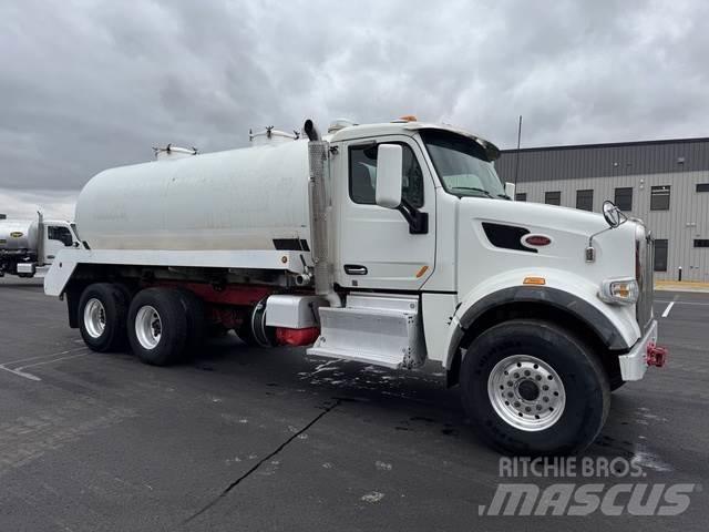 Peterbilt 567 Andre