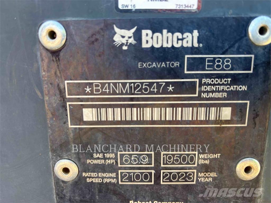 Bobcat E88 Gravemaskiner på larvebånd