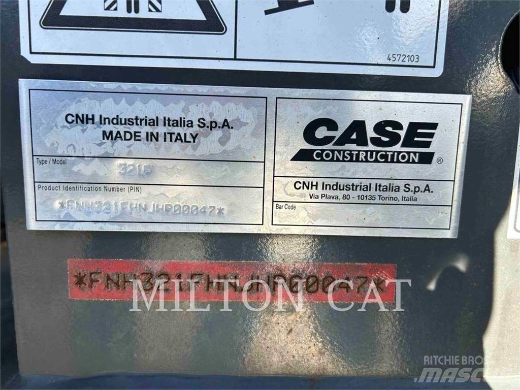 CASE 321F Minilæsser - knækstyret