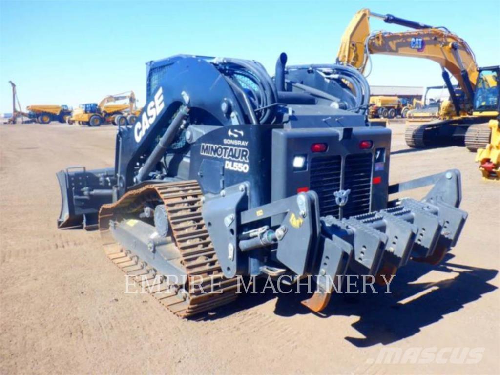 CASE DL550 Minilæsser - skridstyret