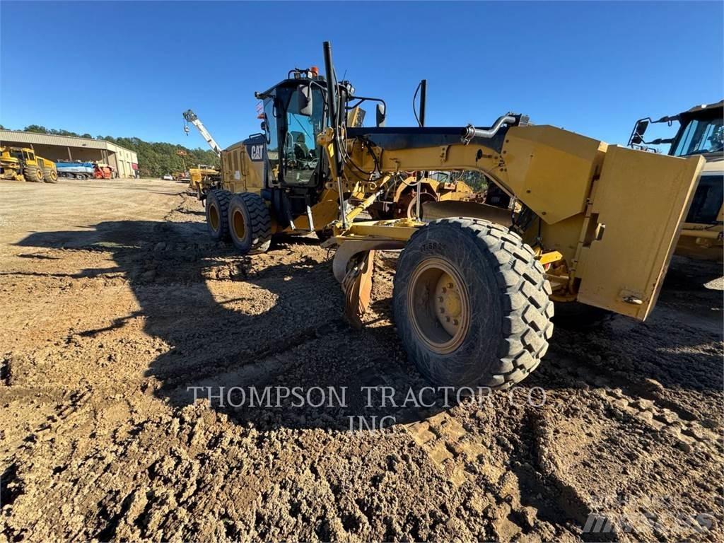CAT 12 M3 Vejhøvle / Gradere