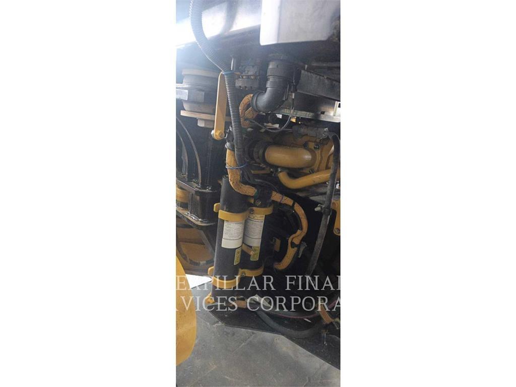 CAT 120-14 Vejhøvle / Gradere