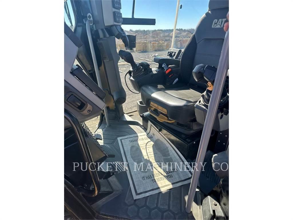 CAT 120-14AWD Vejhøvle / Gradere