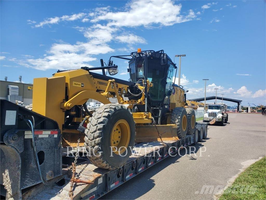 CAT 120 AWD CS Vejhøvle / Gradere