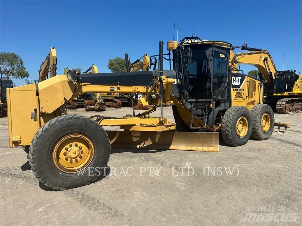 CAT 120M Vejhøvle / Gradere