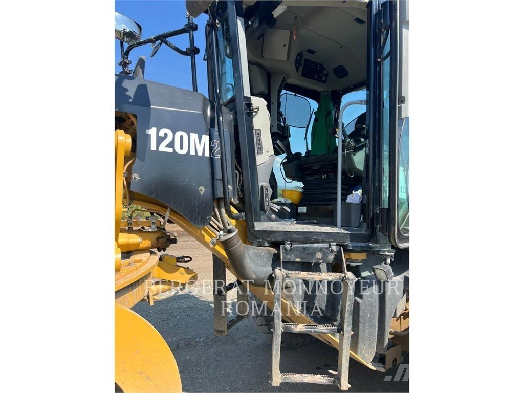 CAT 120M2 Vejhøvle / Gradere