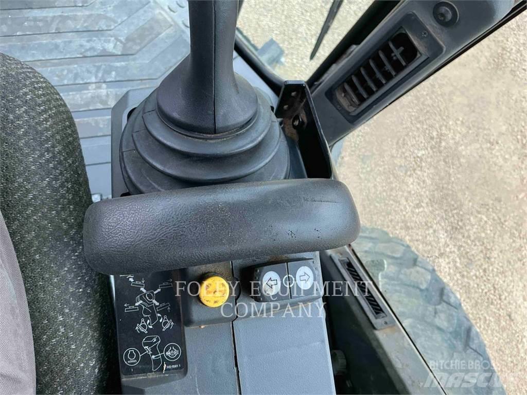 CAT 12M2 Vejhøvle / Gradere