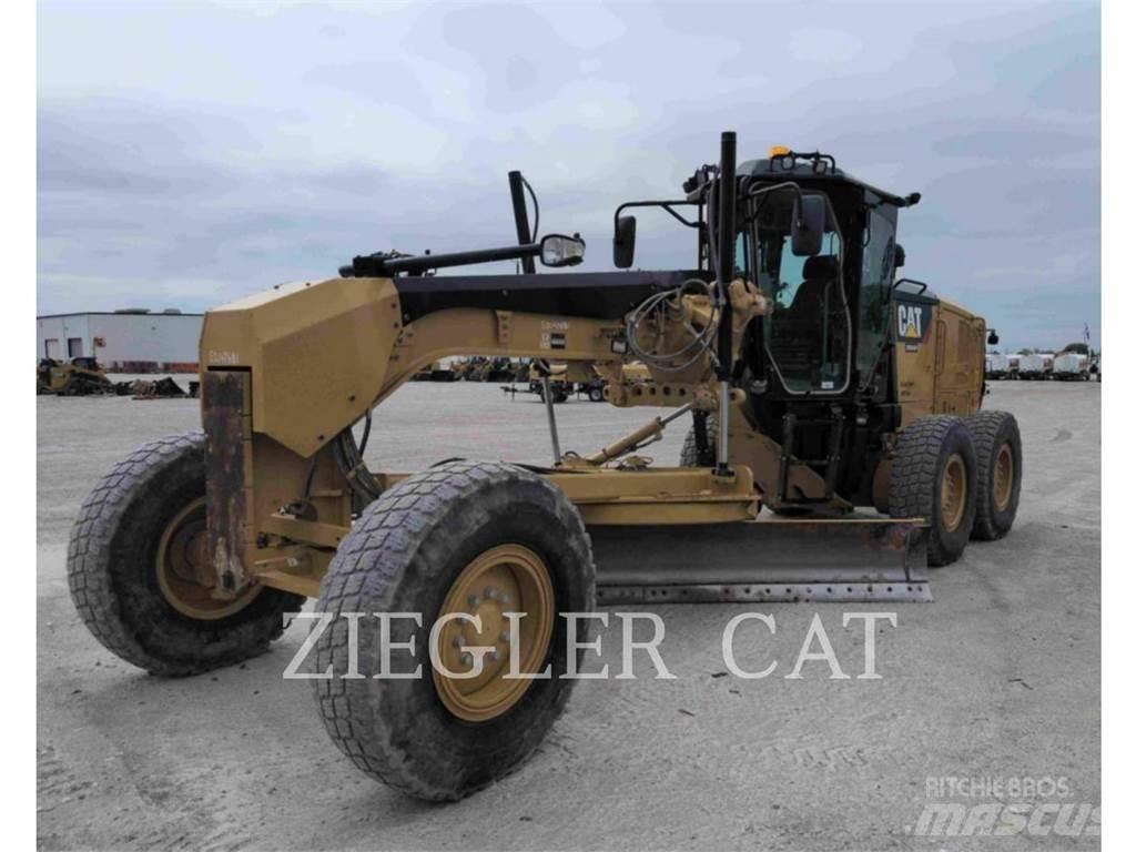 CAT 12M2 Vejhøvle / Gradere