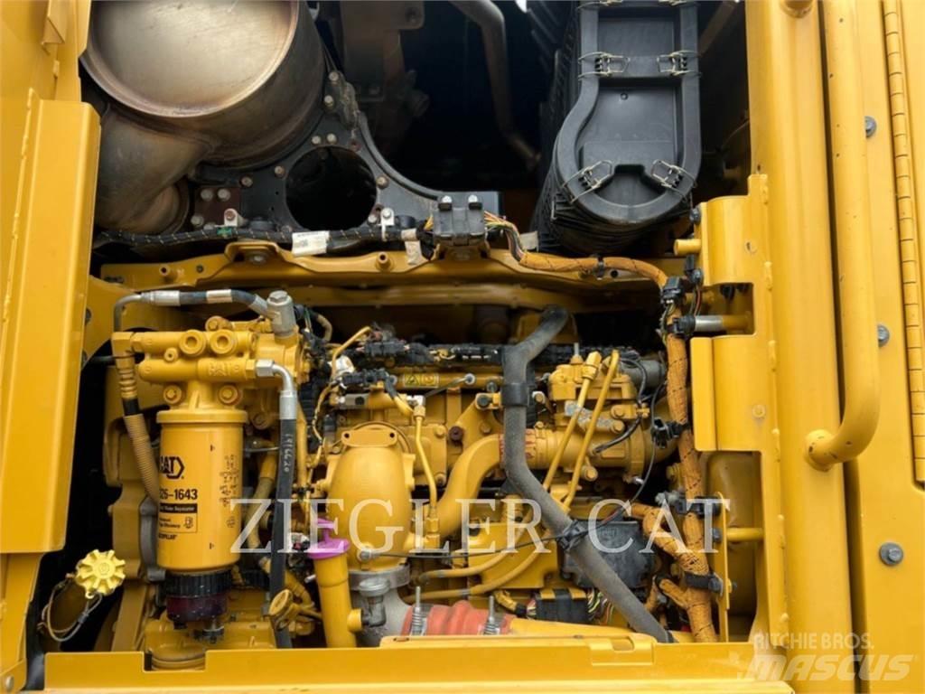 CAT 12M2AWD Vejhøvle / Gradere