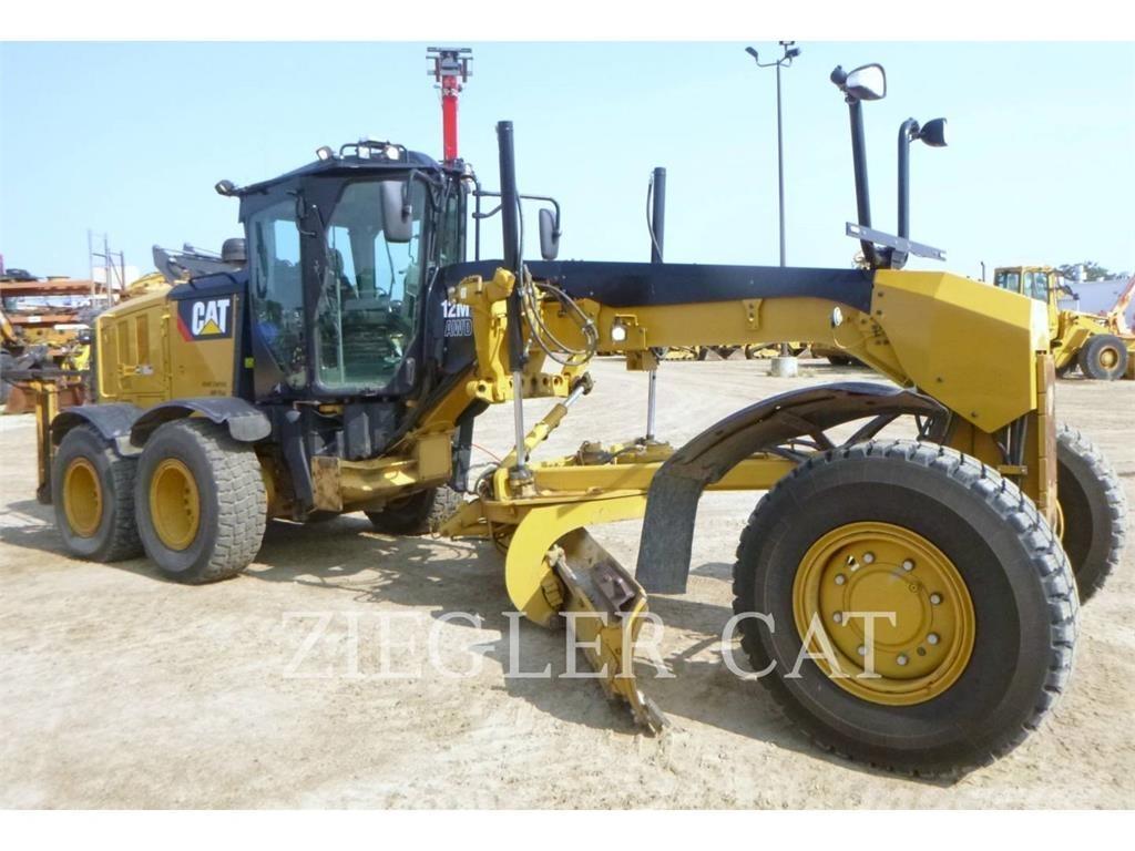 CAT 12M2AWD Vejhøvle / Gradere