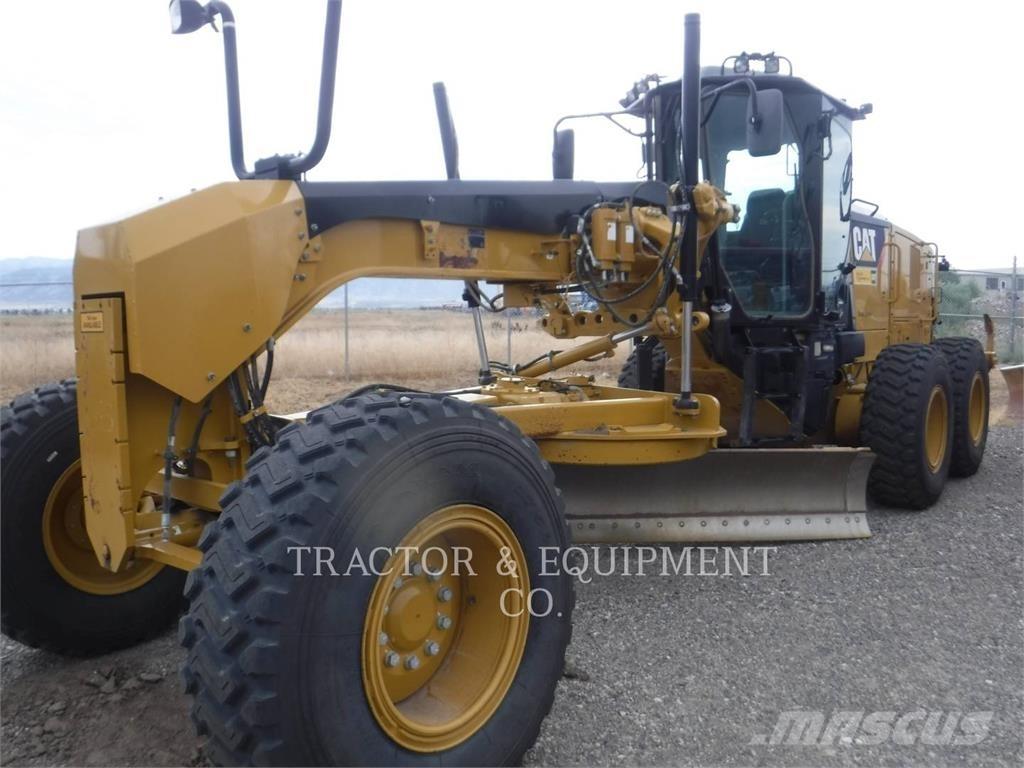 CAT 12M3 Vejhøvle / Gradere