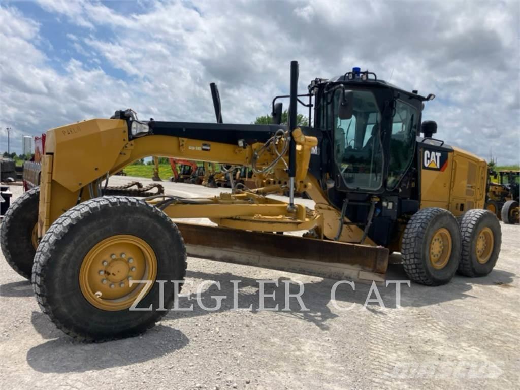CAT 12M3 Vejhøvle / Gradere