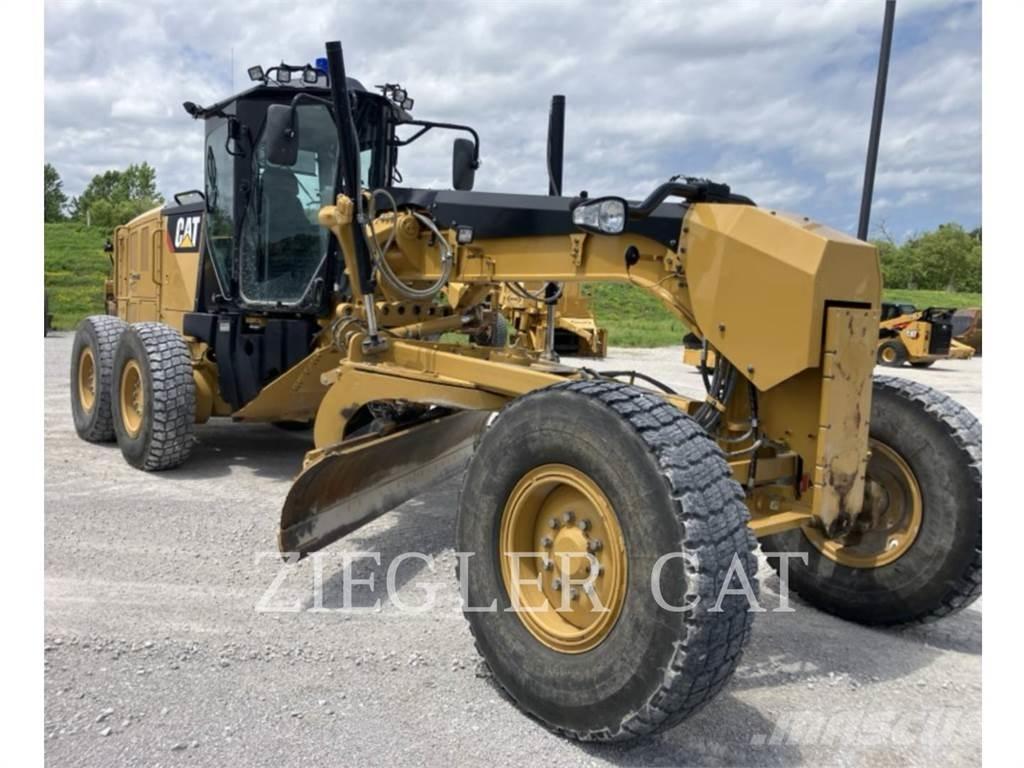 CAT 12M3 Vejhøvle / Gradere