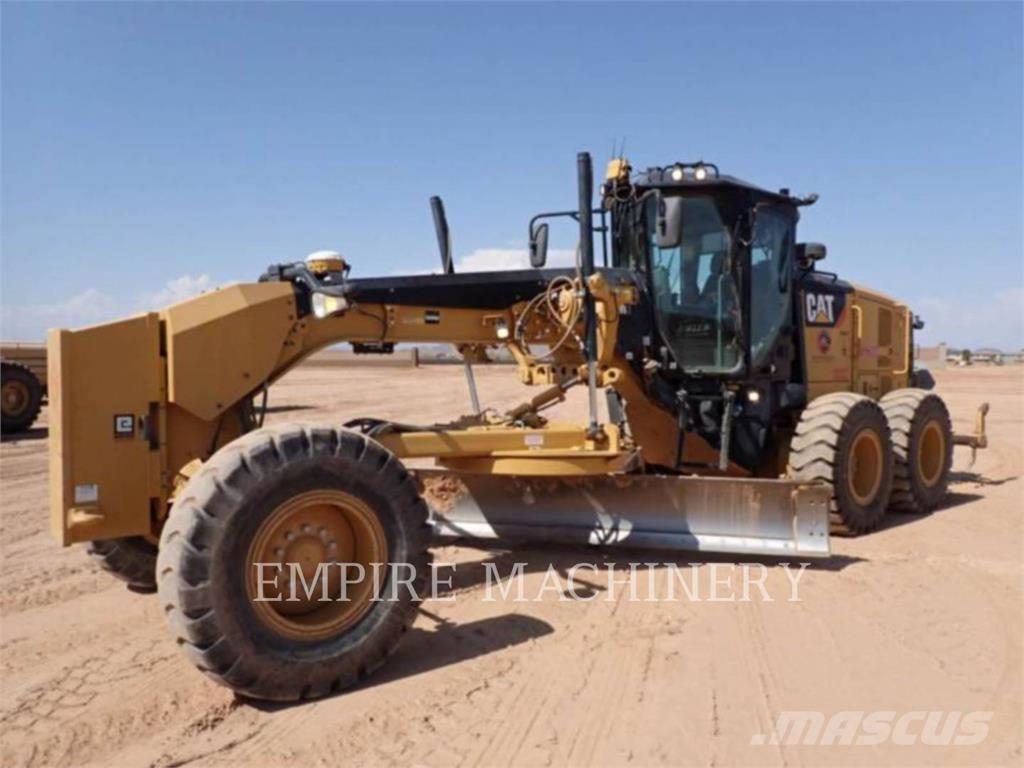 CAT 12M3 Vejhøvle / Gradere