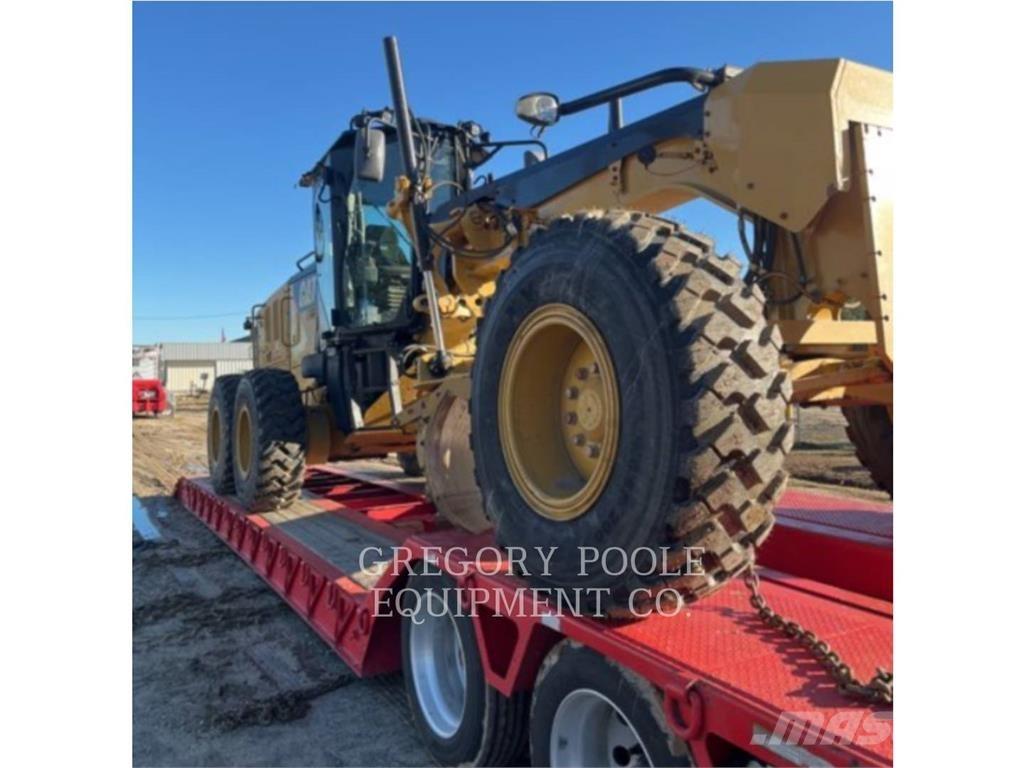 CAT 12M3 Vejhøvle / Gradere