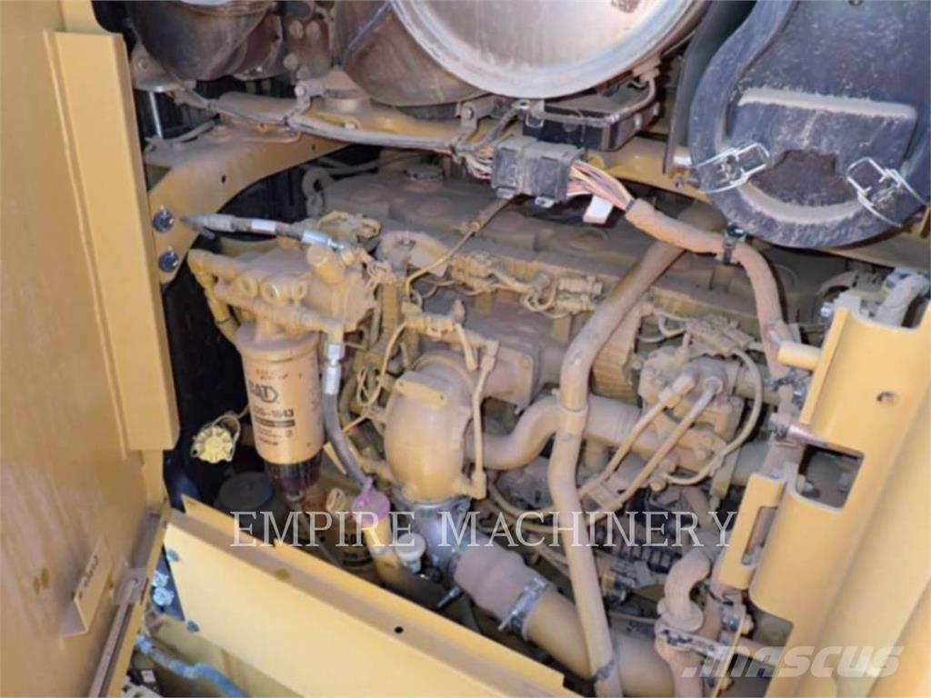 CAT 12M3 Vejhøvle / Gradere