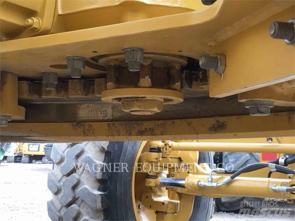 CAT 12M3 Vejhøvle / Gradere
