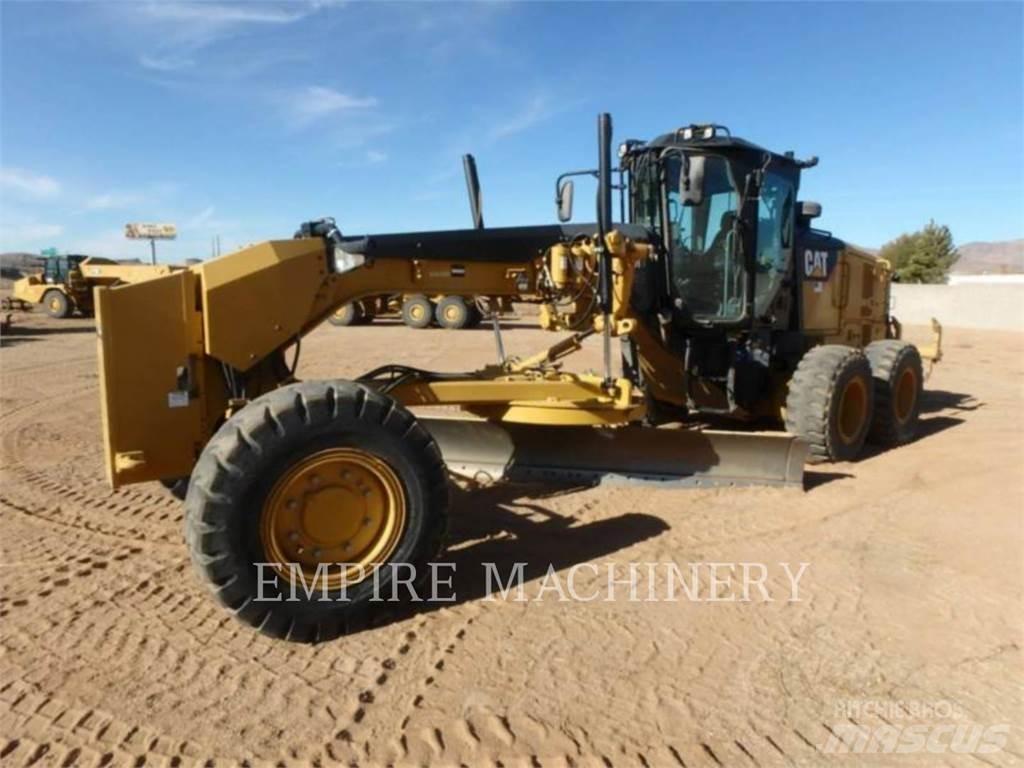 CAT 12M3 AWD Vejhøvle / Gradere