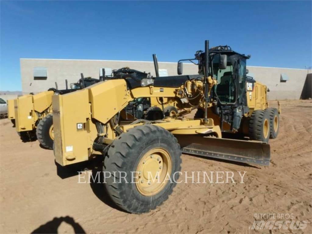 CAT 12M3 AWD Vejhøvle / Gradere