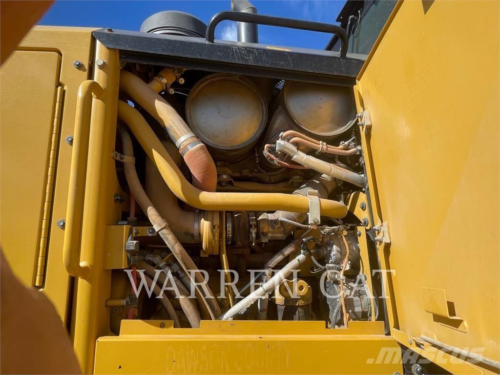 CAT 12M3 AWD Vejhøvle / Gradere