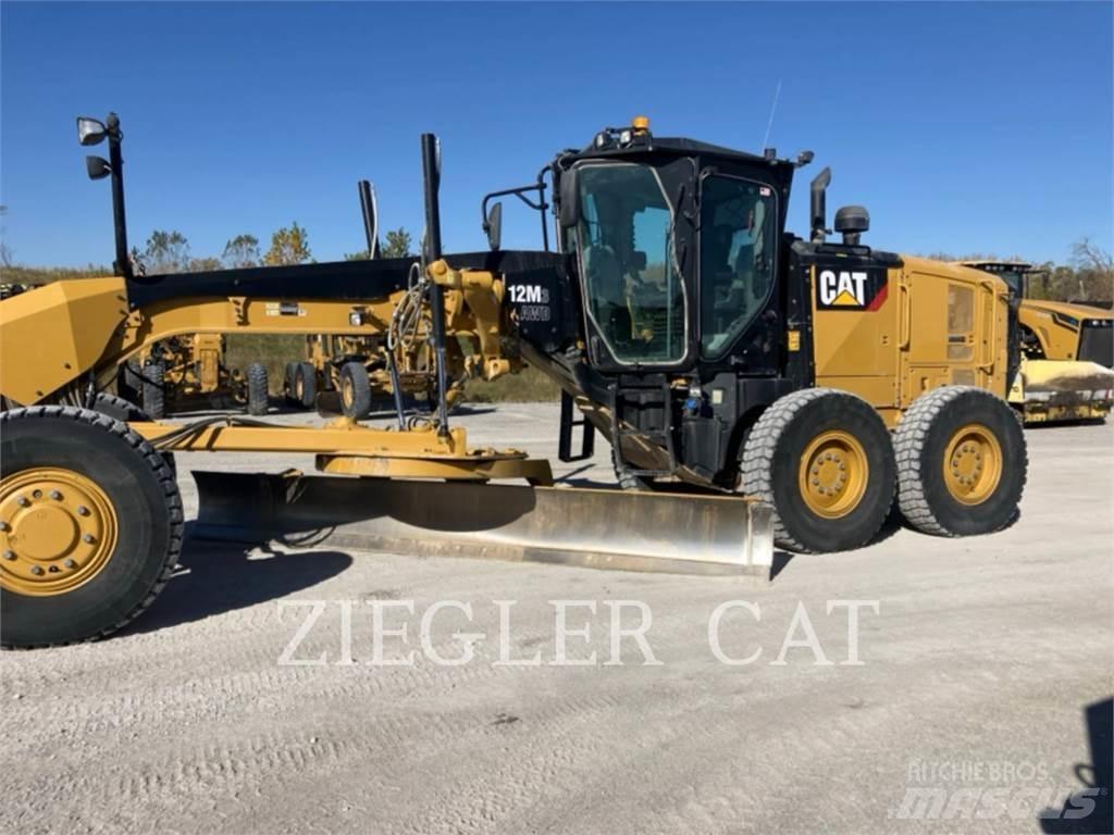 CAT 12M3AWD Vejhøvle / Gradere