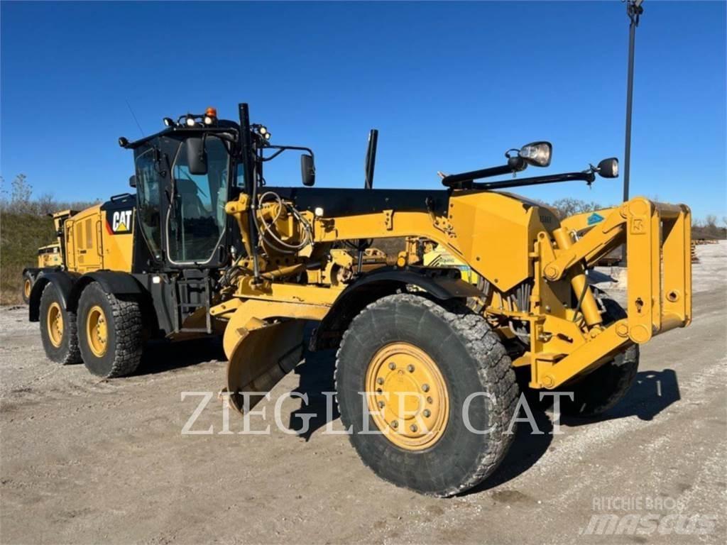 CAT 12M3AWD Vejhøvle / Gradere