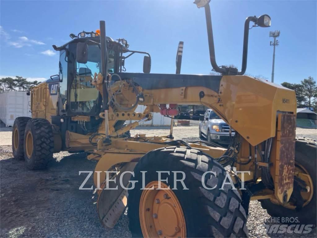 CAT 12M3AWD Vejhøvle / Gradere