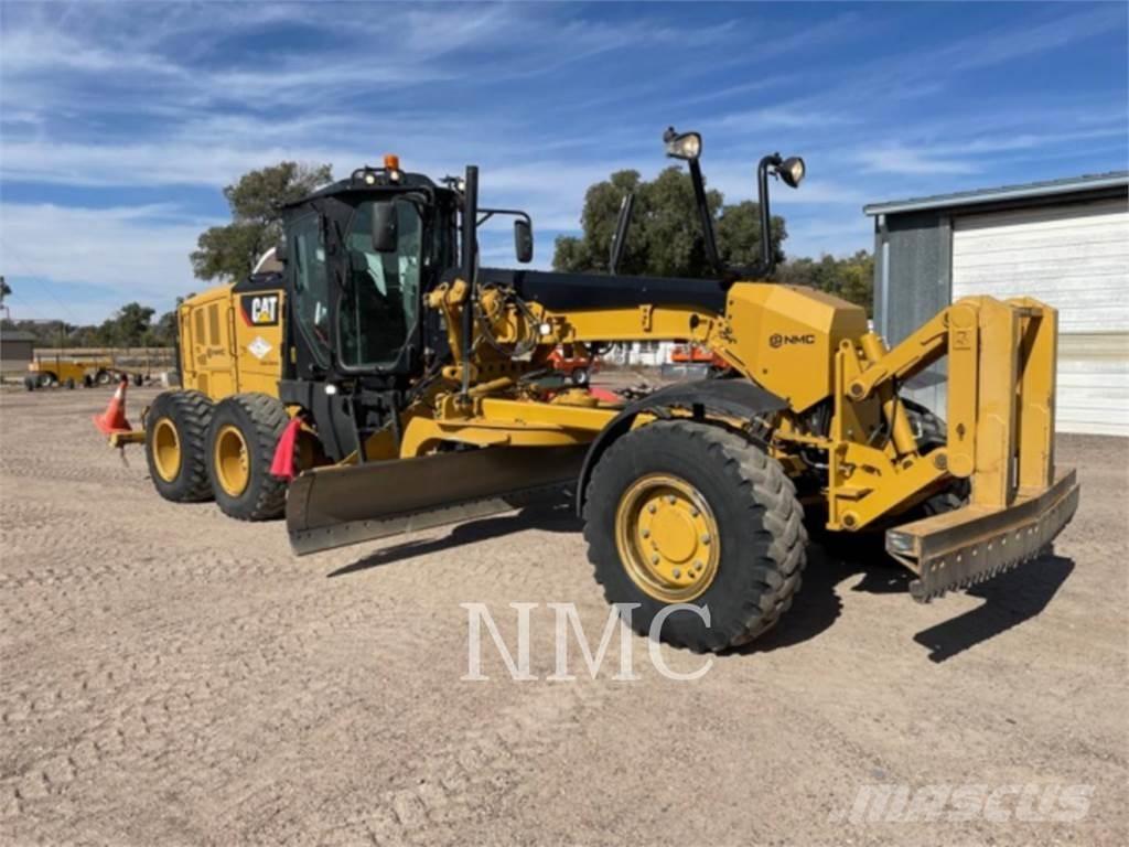 CAT 12M3AWD Vejhøvle / Gradere