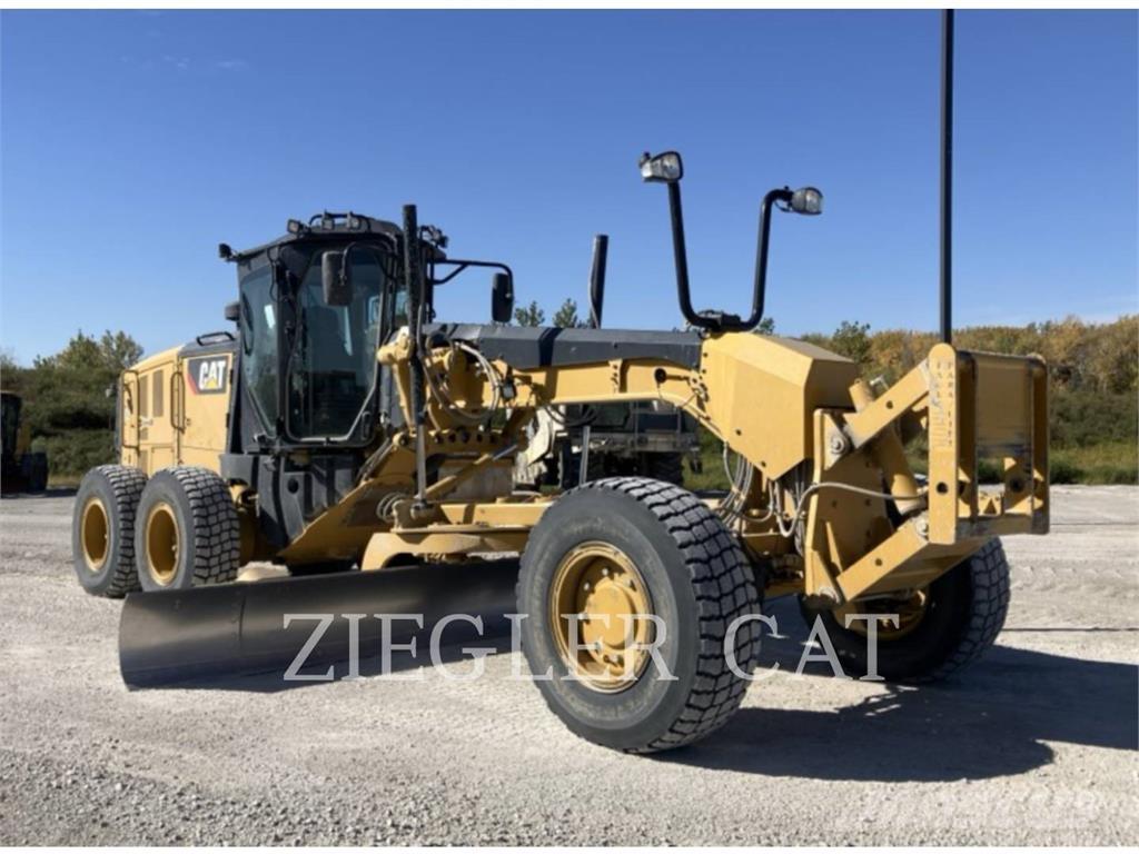 CAT 12M3AWD Vejhøvle / Gradere