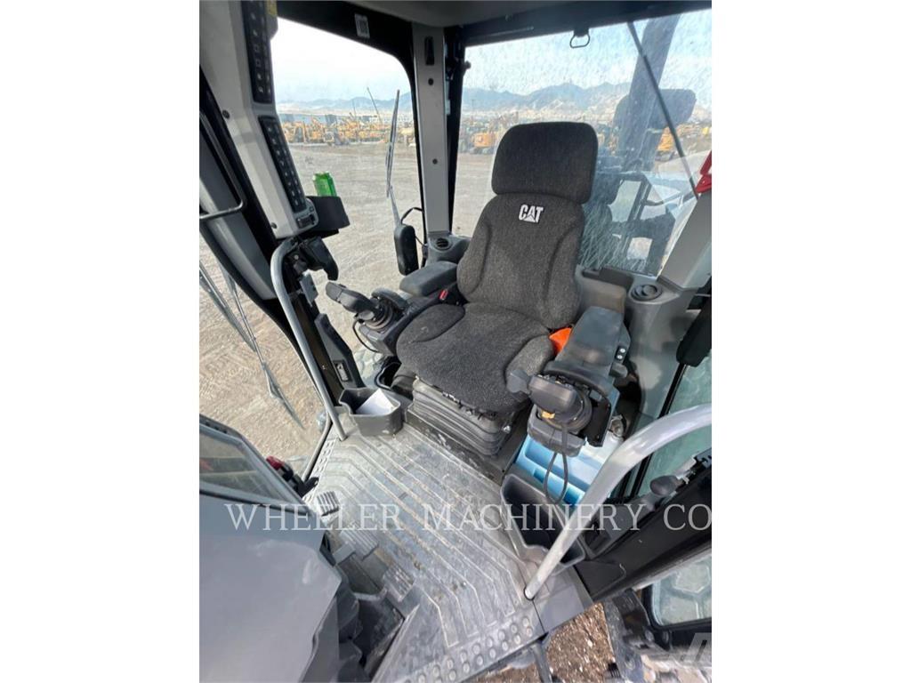 CAT 14 Vejhøvle / Gradere