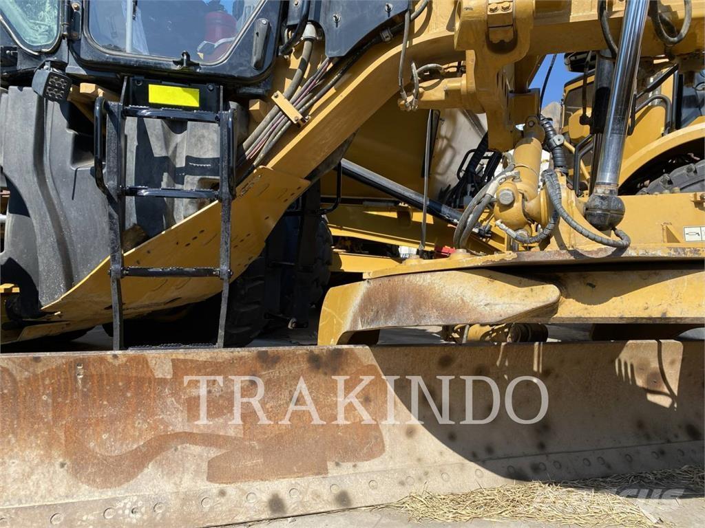 CAT 14-15 Vejhøvle / Gradere