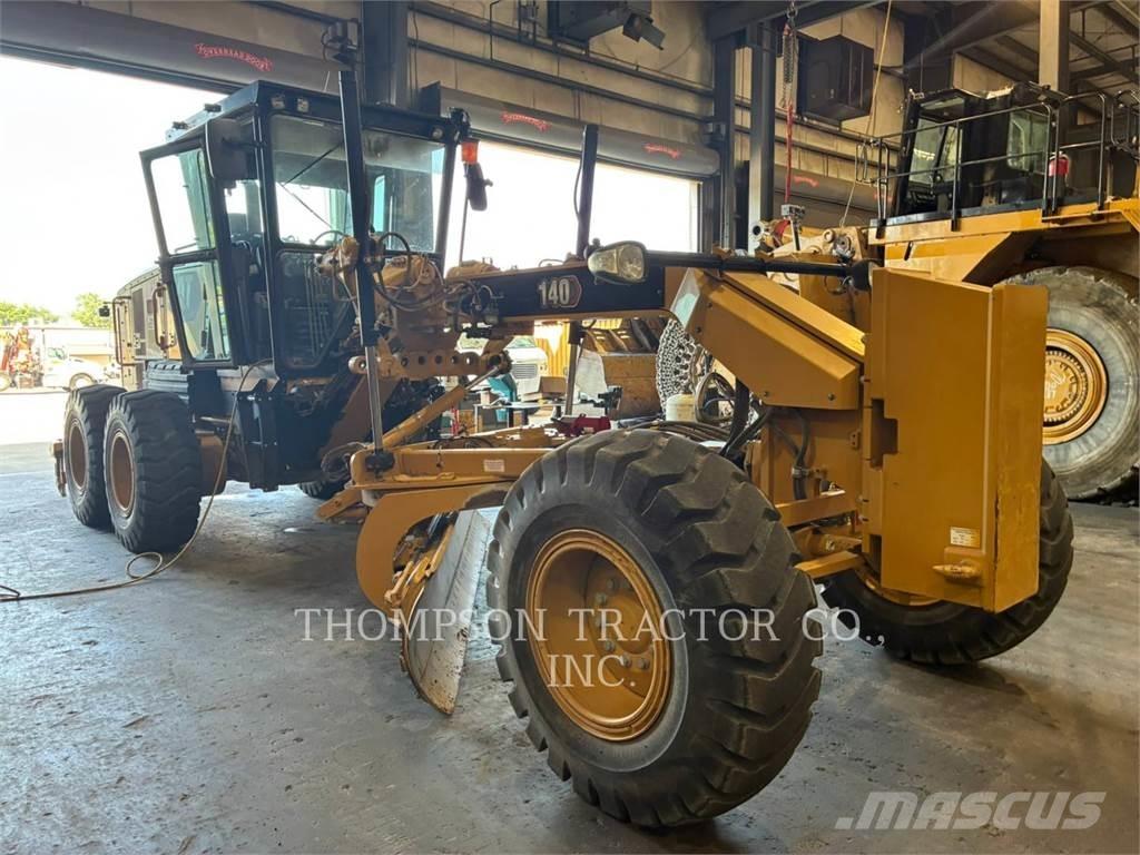 CAT 140 Vejhøvle / Gradere