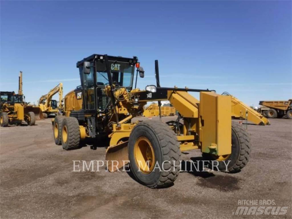 CAT 140-13 Vejhøvle / Gradere