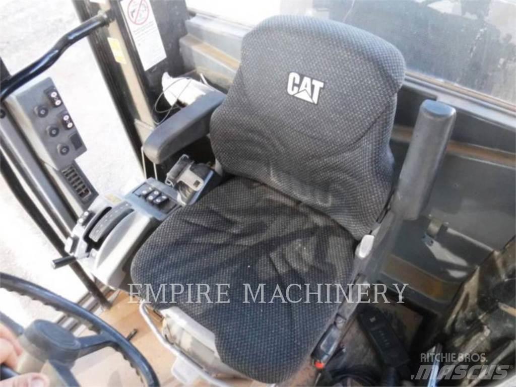 CAT 140-13 Vejhøvle / Gradere