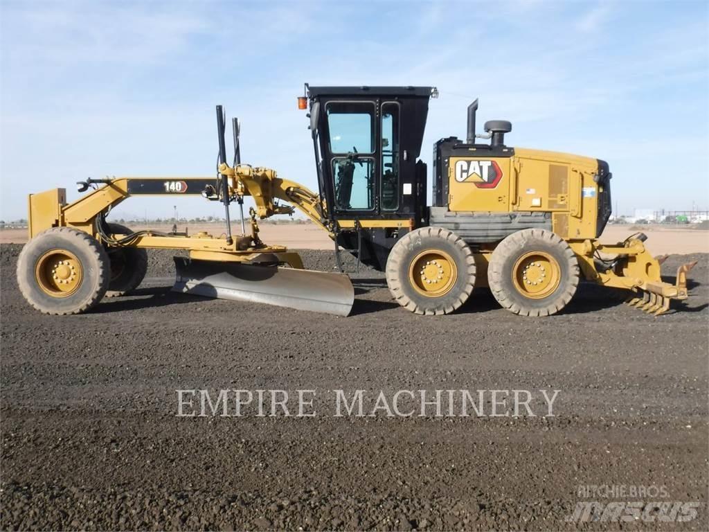 CAT 140-13 Vejhøvle / Gradere