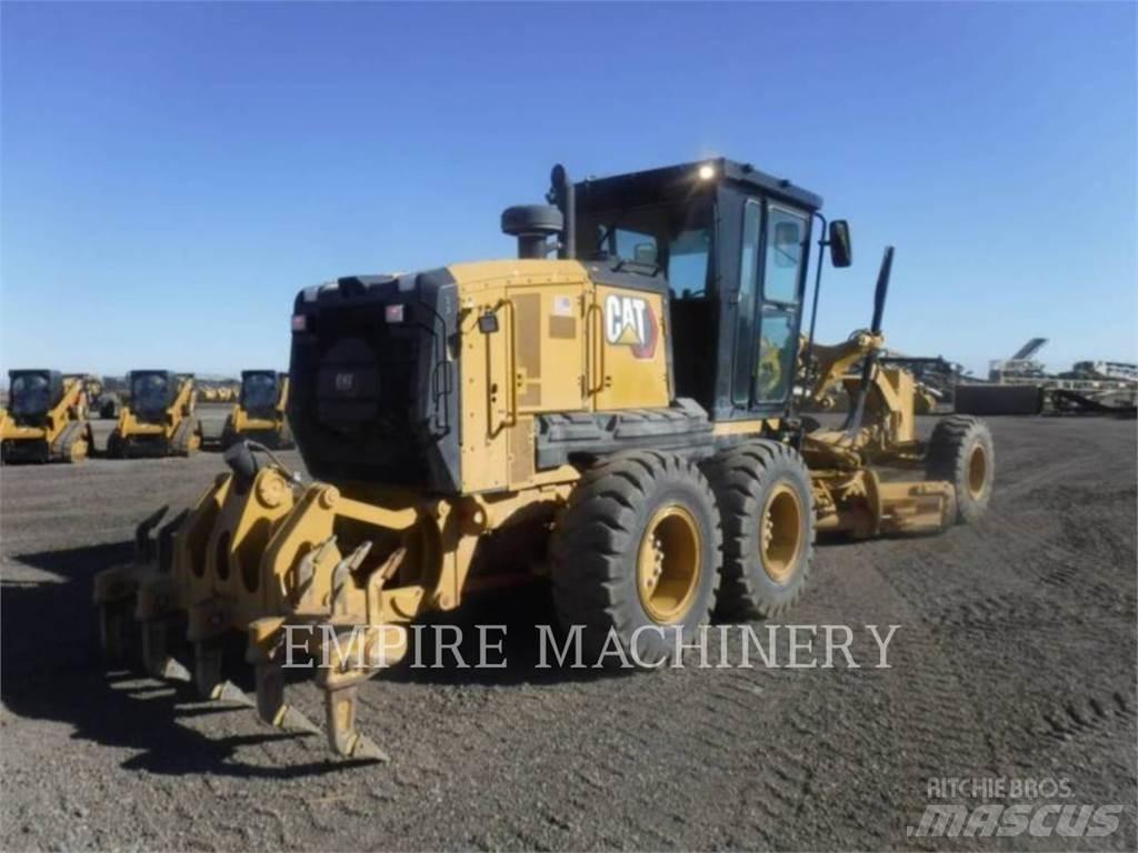 CAT 140-13 Vejhøvle / Gradere