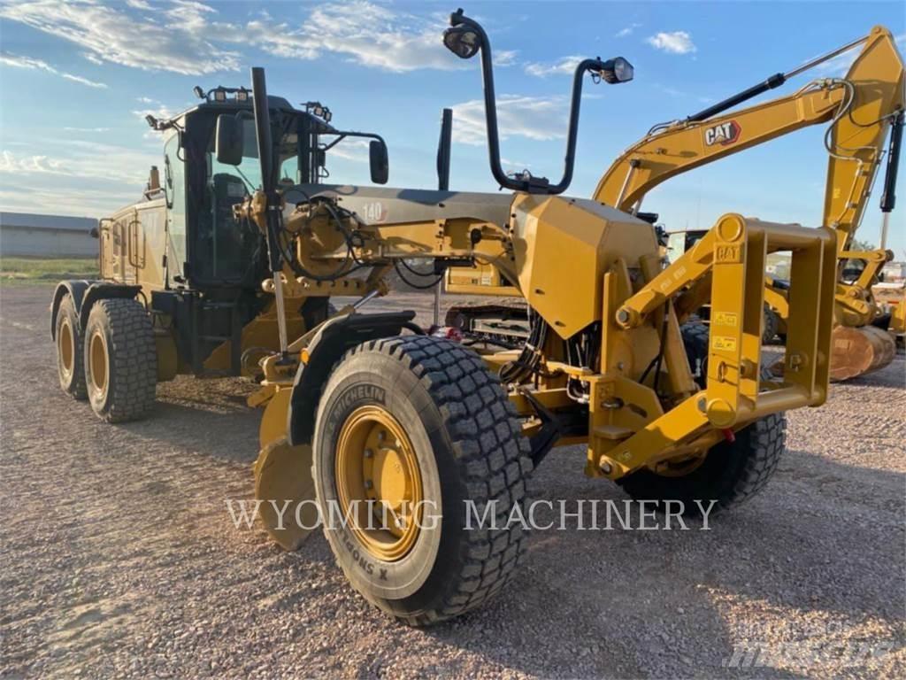 CAT 140 AWD Vejhøvle / Gradere