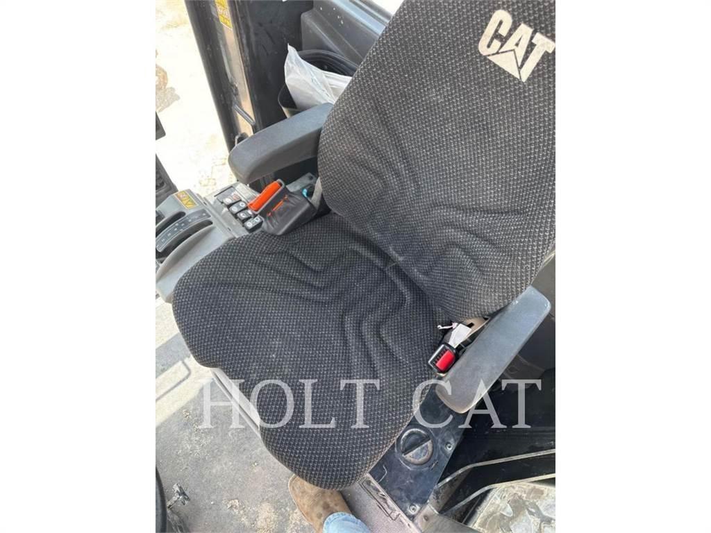 CAT 140 AWD Vejhøvle / Gradere