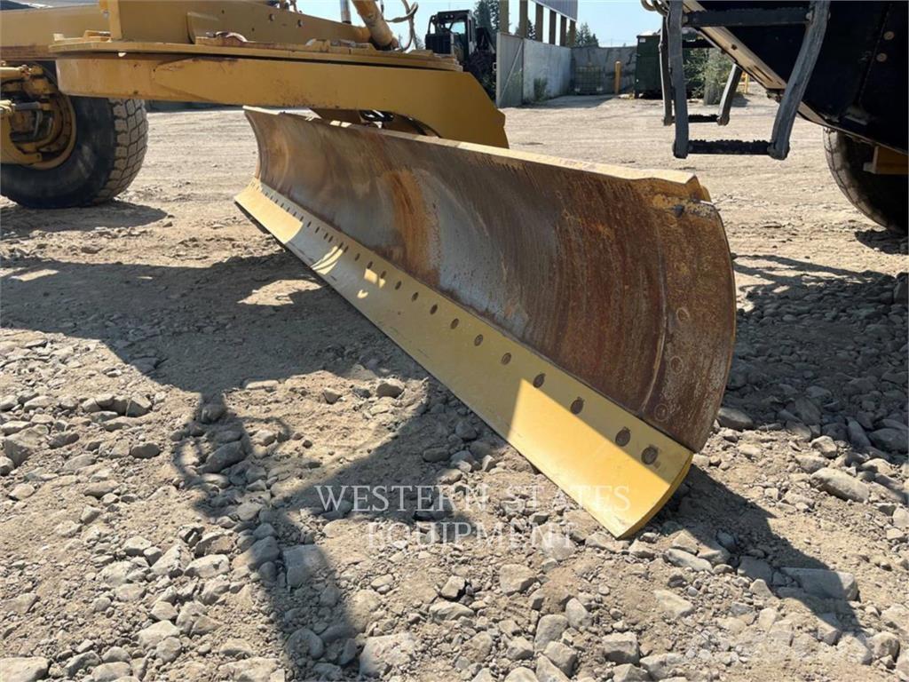 CAT 140 AWD Vejhøvle / Gradere