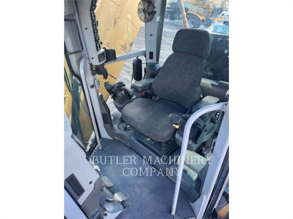 CAT 140 M2 Vejhøvle / Gradere