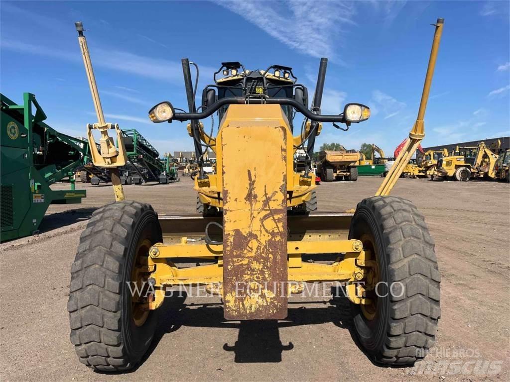 CAT 140M Vejhøvle / Gradere