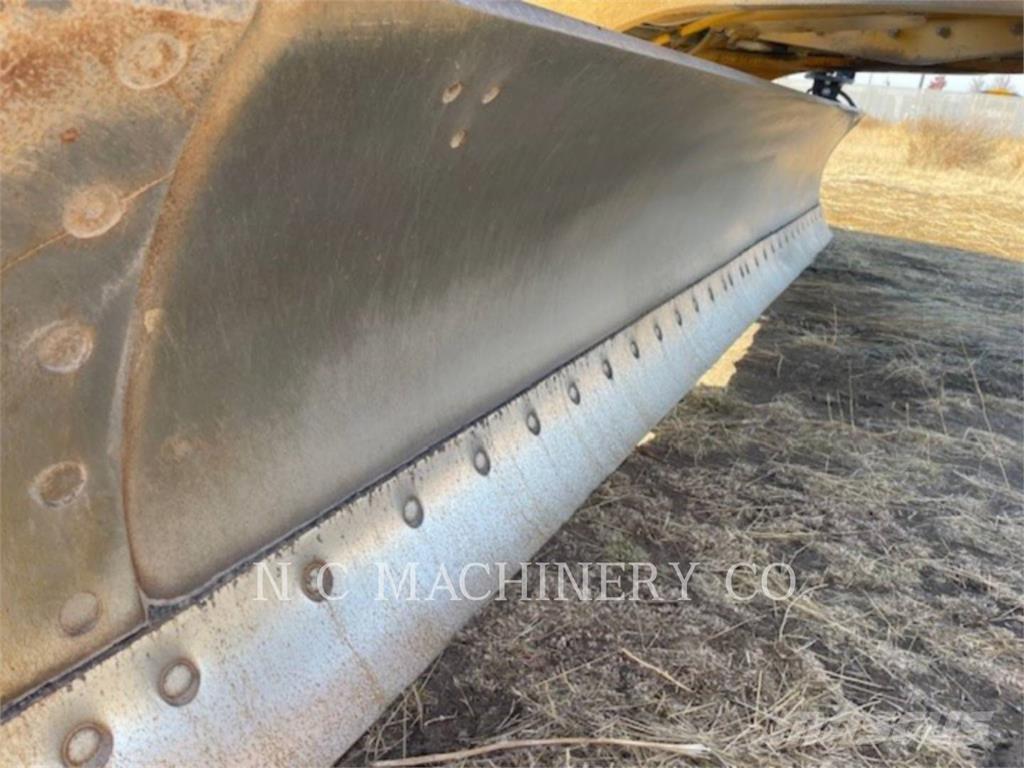 CAT 140M Vejhøvle / Gradere