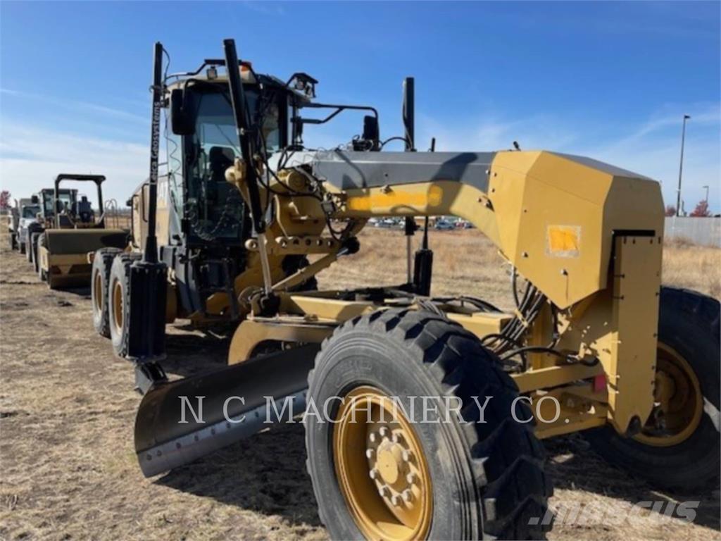 CAT 140M Vejhøvle / Gradere