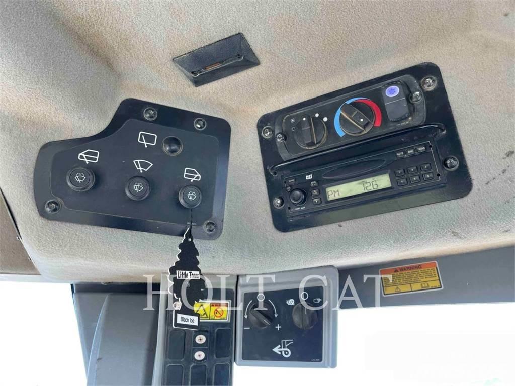 CAT 140M AWD Vejhøvle / Gradere