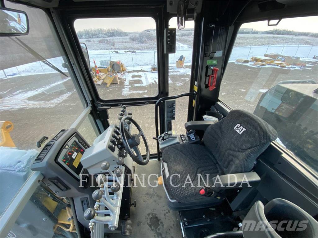 CAT 140M AWD Vejhøvle / Gradere