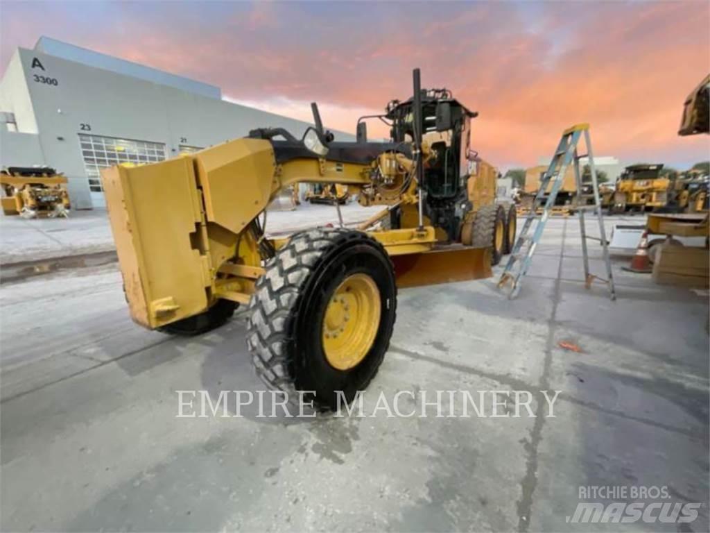 CAT 140M3 Vejhøvle / Gradere