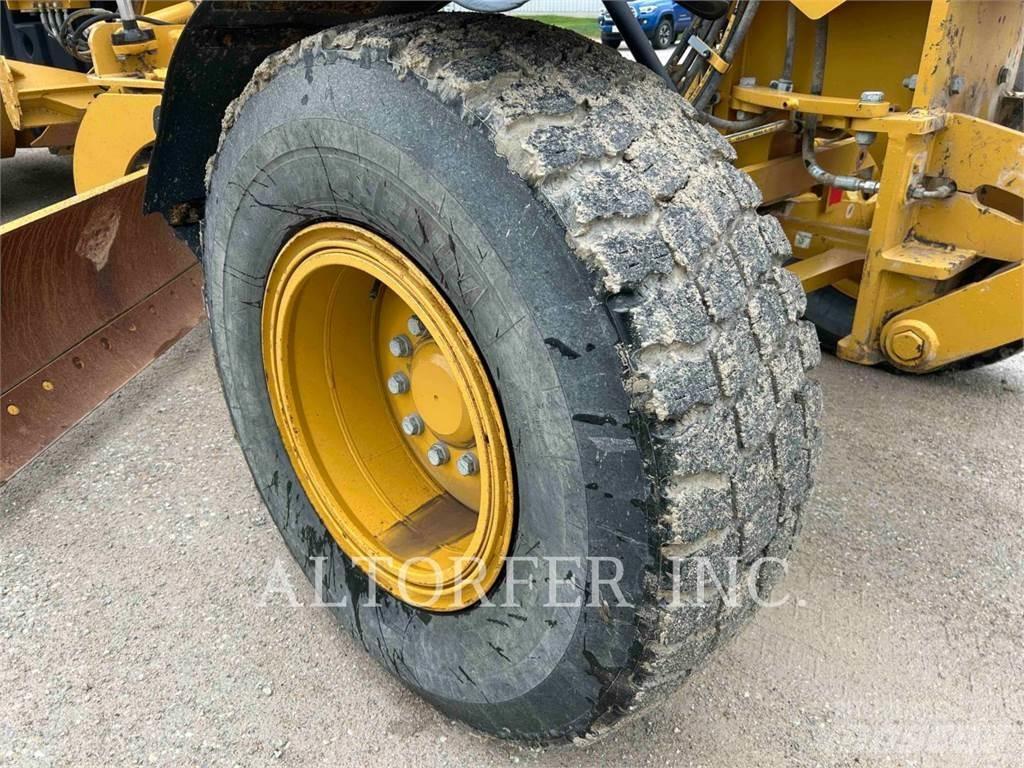 CAT 140M3 Vejhøvle / Gradere